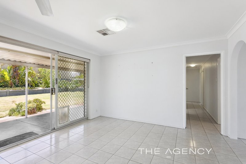 Photo - 28 Barclay Avenue, Padbury WA 6025 - Image 11