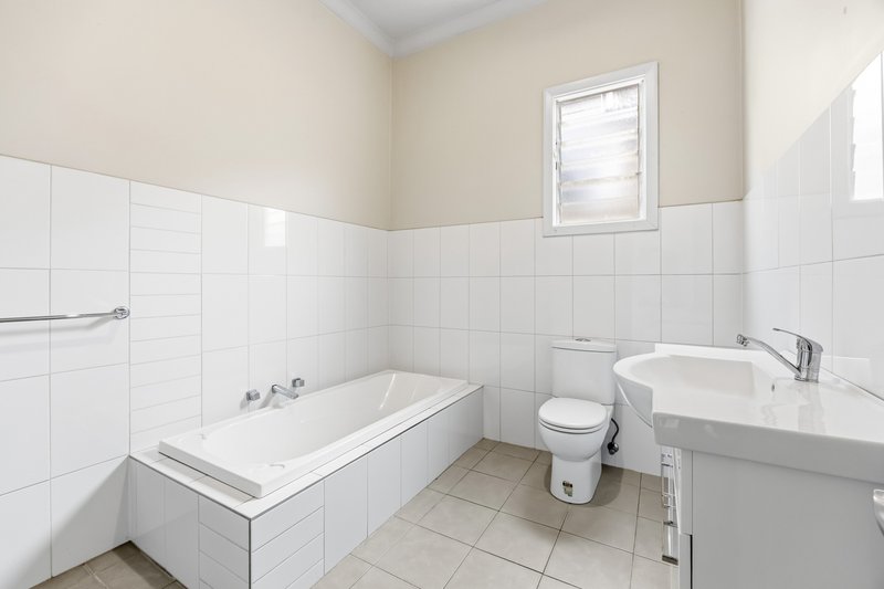 Photo - 28 Barkly Street, Bakery Hill VIC 3350 - Image 11