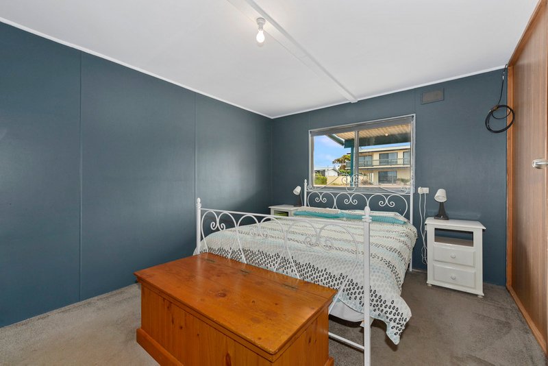 Photo - 28 Barton Road, Tiddy Widdy Beach SA 5571 - Image 8