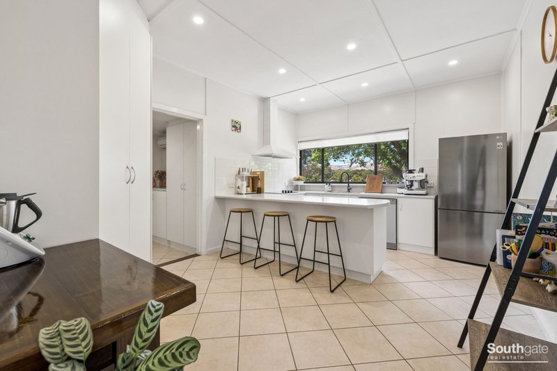Photo - 28 Bayliss Road, Whites Valley SA 5172 - Image 4