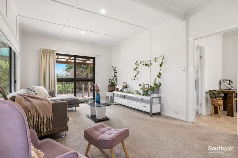 Photo - 28 Bayliss Road, Whites Valley SA 5172 - Image 6