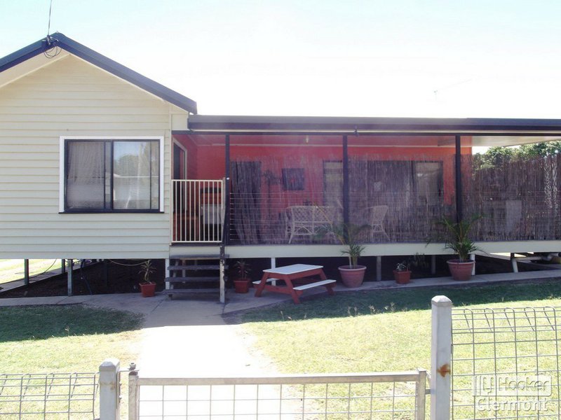 Photo - 28 Beatty Street, Clermont QLD 4721 - Image 20