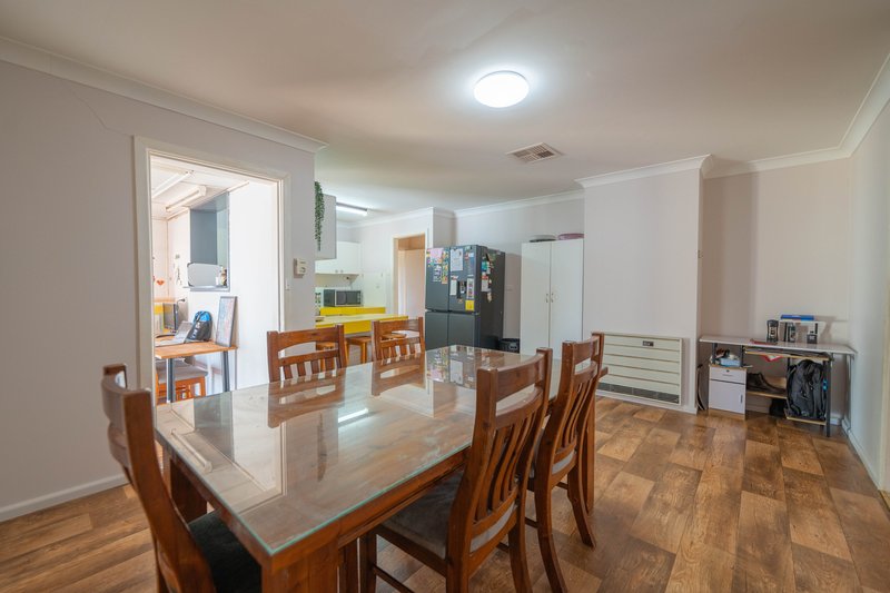 Photo - 28 Belah Street, Forbes NSW 2871 - Image 3