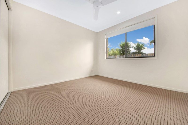 Photo - 28 Bellbird Court, New Auckland QLD 4680 - Image 13