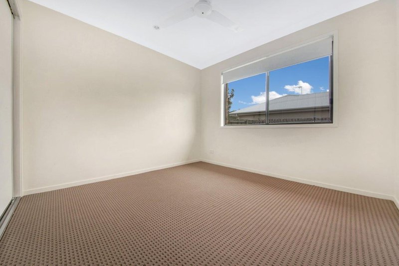 Photo - 28 Bellbird Court, New Auckland QLD 4680 - Image 14