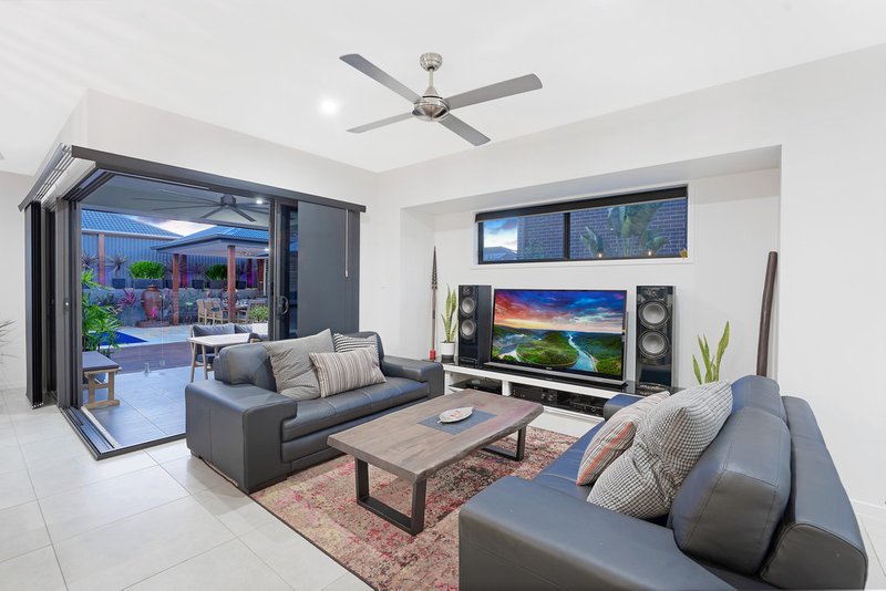 Photo - 28 Beresford Street, Mango Hill QLD 4509 - Image 13