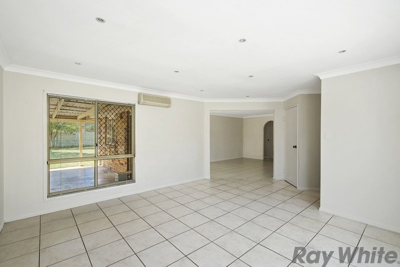 Photo - 28 Bermuda Avenue, Deception Bay QLD 4508 - Image 7