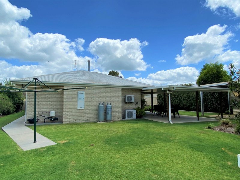 Photo - 28 Bernard Crescent, Kingaroy QLD 4610 - Image 17