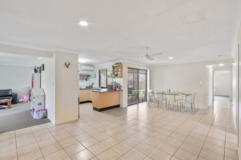 Photo - 28 Berrigan Street, Redbank Plains QLD 4301 - Image 4