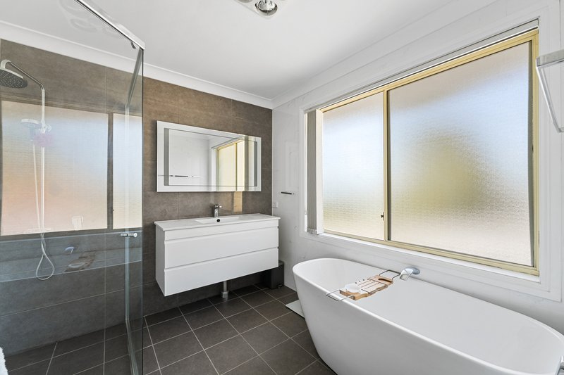 Photo - 28 Beveridge Drive, Green Point NSW 2251 - Image 11