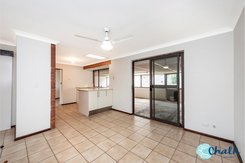 Photo - 28 Bickner Way, Parmelia WA 6167 - Image 6