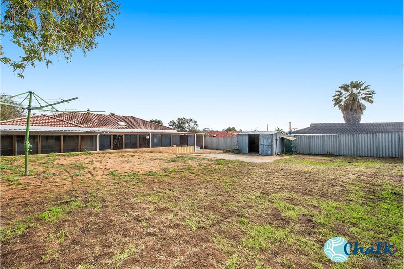 Photo - 28 Bickner Way, Parmelia WA 6167 - Image 26