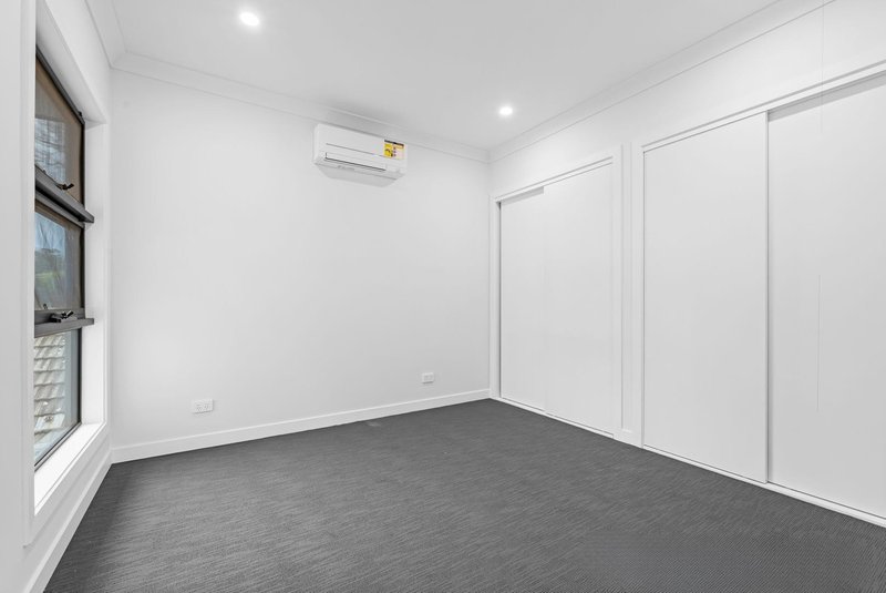 Photo - 2/8 Birdwood Avenue, Dandenong VIC 3175 - Image 6