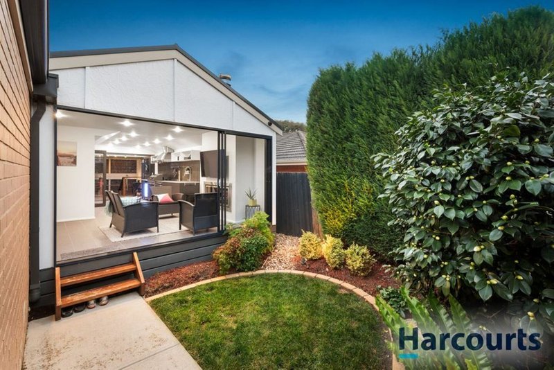 Photo - 28 Birkenhead Avenue, Wantirna VIC 3152 - Image 10