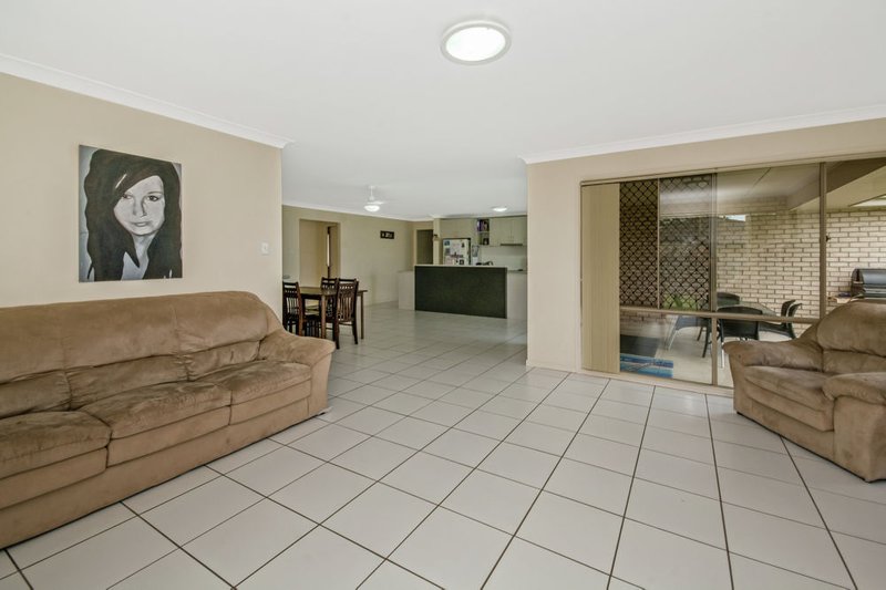 Photo - 28 Bishop Lane, Bellmere QLD 4510 - Image 4