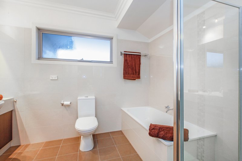 Photo - 28 Black Street, Reservoir VIC 3073 - Image 6