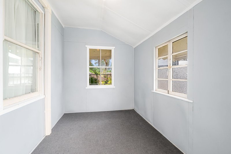 Photo - 28 Blackburn Street, Moorooka QLD 4105 - Image 7