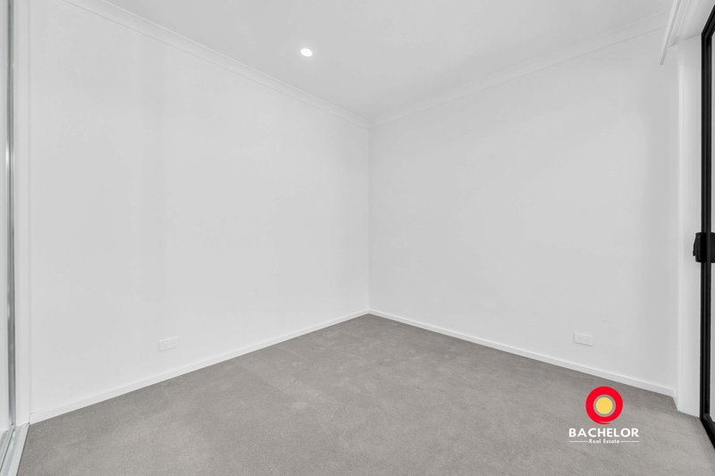 Photo - 28 Boardwalk Drive, Paralowie SA 5108 - Image 3