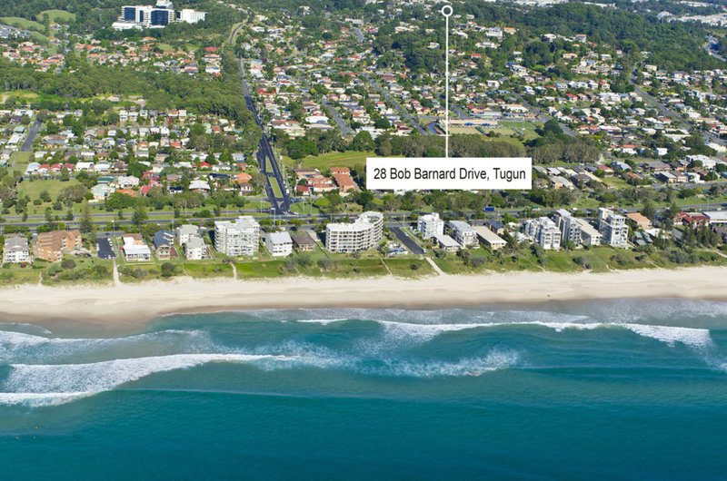 Photo - 28 Bob Barnard Drive, Tugun QLD 4224 - Image 13