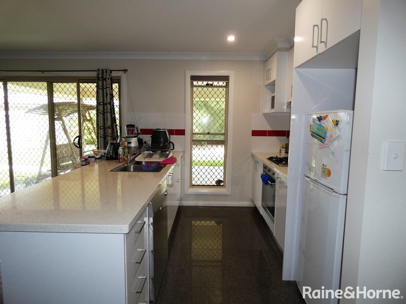 Photo - 28 Bohenia Crescent, Moree NSW 2400 - Image 2