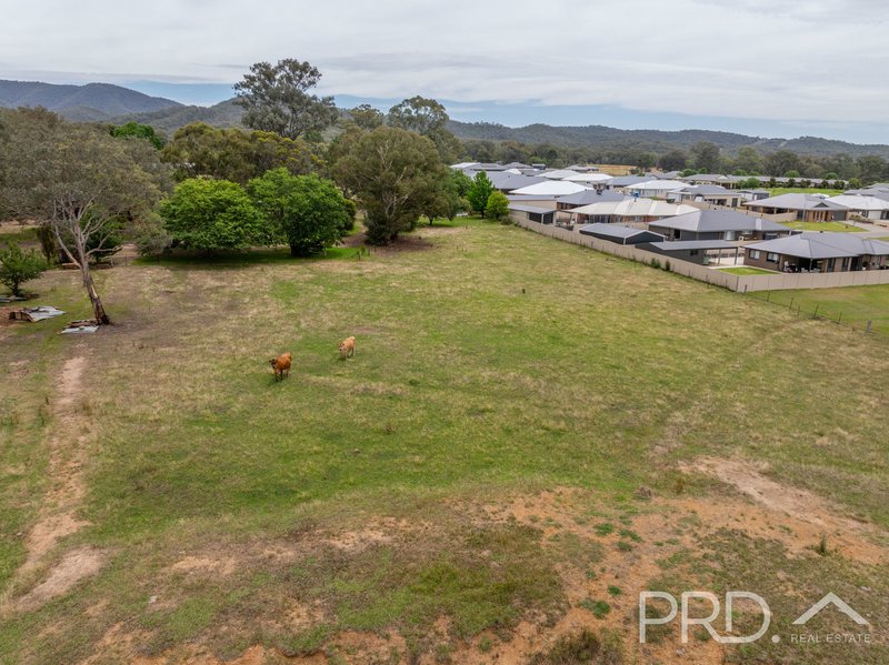 Photo - 28 Boonderoo Road, Tumut NSW 2720 - Image 24