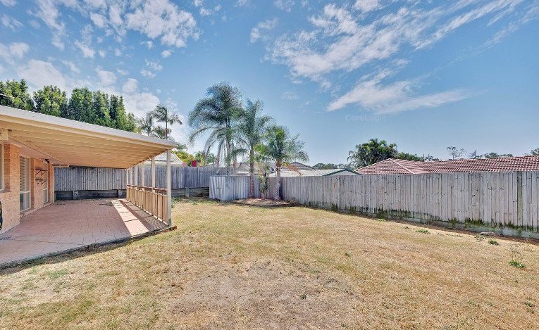 Photo - 28 Bottlebrush Drive, Regents Park QLD 4118 - Image 11