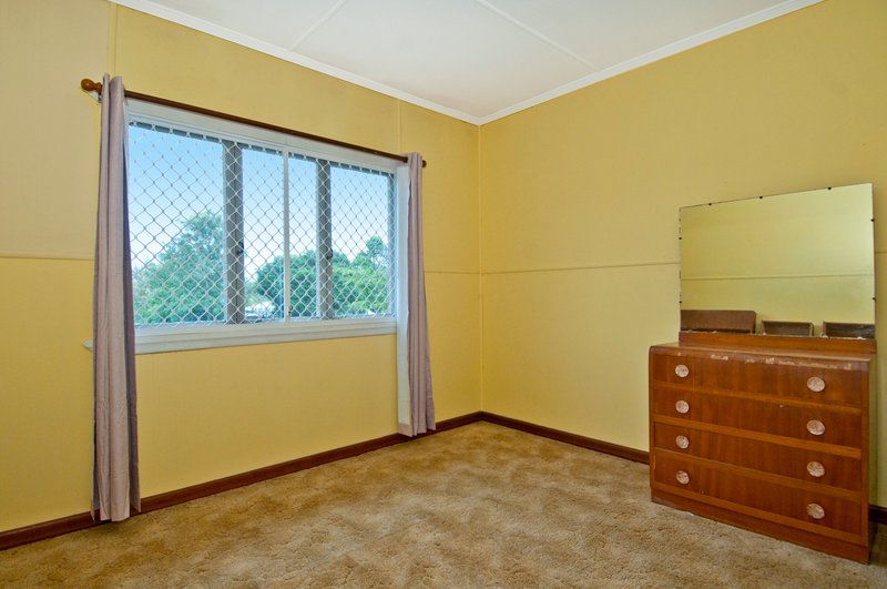 Photo - 28 Bougainville Street, Beenleigh QLD 4207 - Image 9