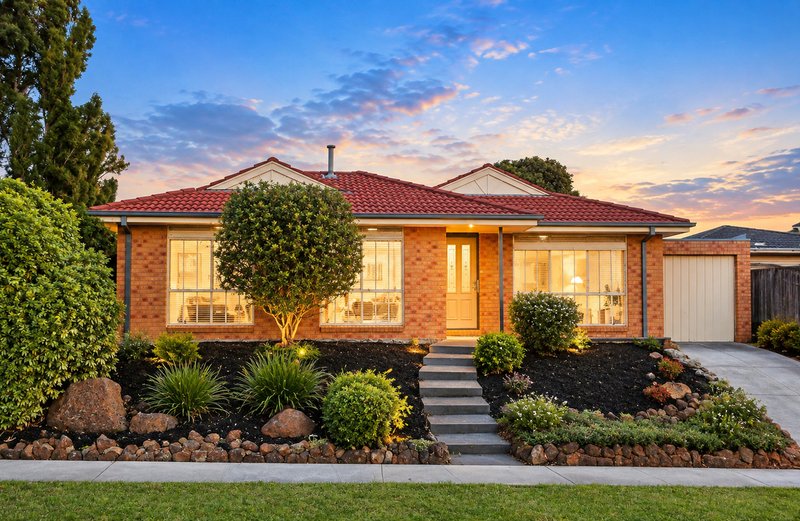 Photo - 28 Bowman Drive, Mill Park VIC 3082 - Image 1