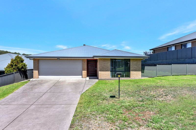 28 Boyne Crescent, Cameron Park NSW 2285