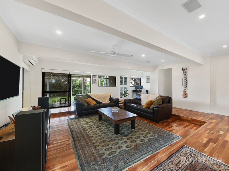 Photo - 28 Bracken Street, Bracken Ridge QLD 4017 - Image 4