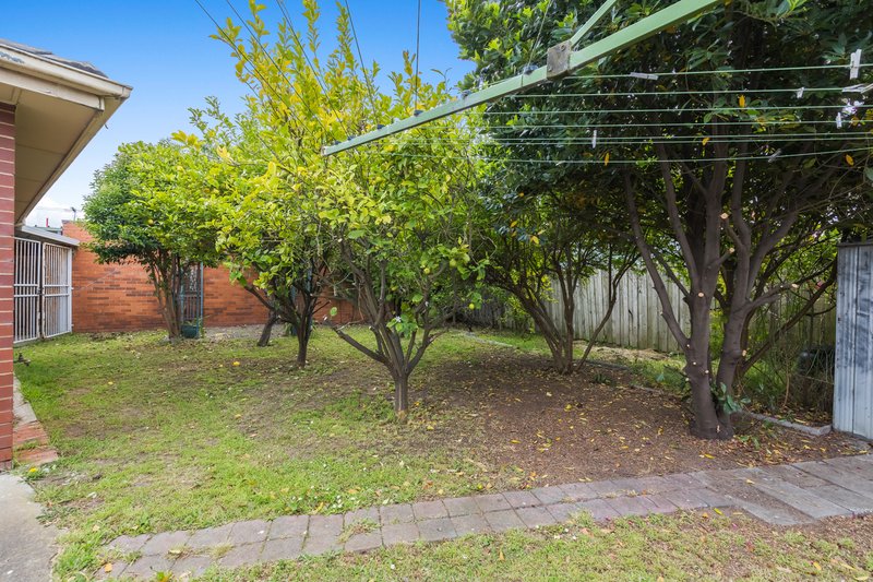 Photo - 28 Brentwood Ave , Lalor VIC 3075 - Image 9