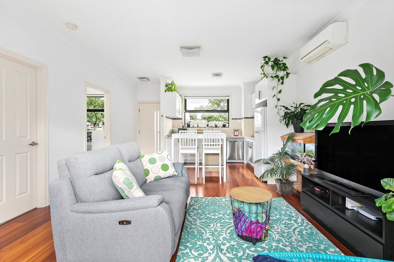 Photo - 2/8 Bruce Street, Fawkner VIC 3060 - Image 6