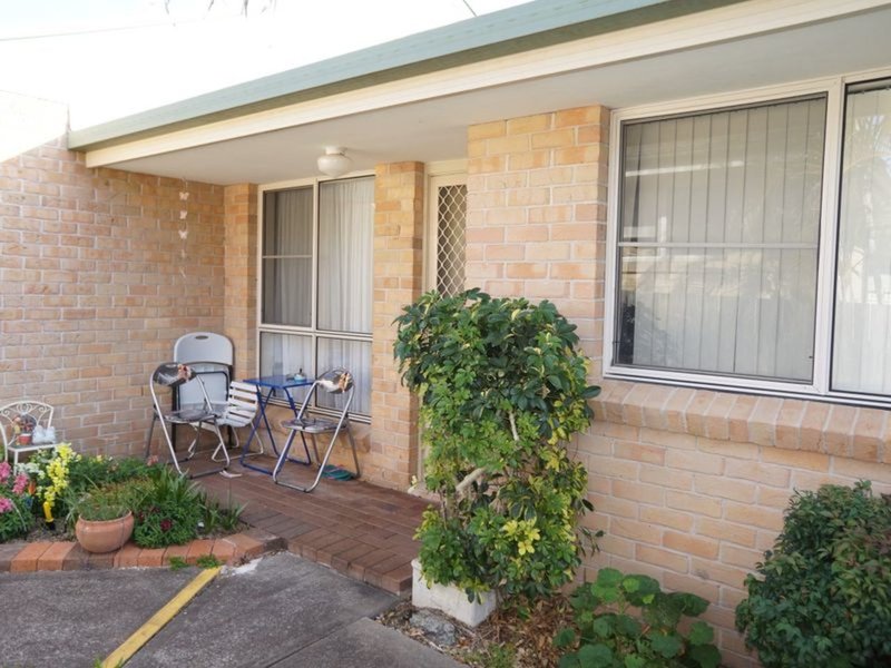 2/8 Bryan Street, Old Bar NSW 2430