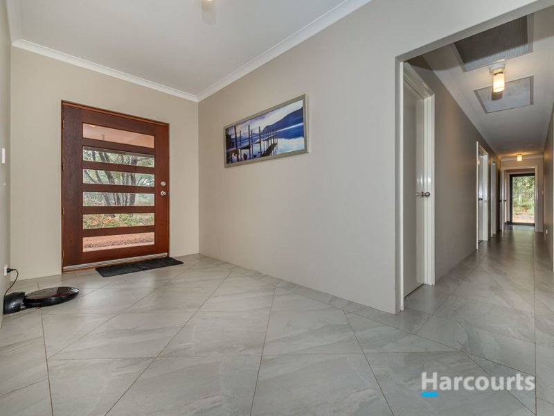 Photo - 28 Buckthorn Drive, Lower Chittering WA 6084 - Image 3