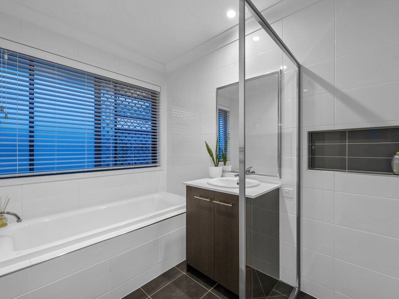 Photo - 28 Budgerigar Street, Upper Kedron QLD 4055 - Image 13