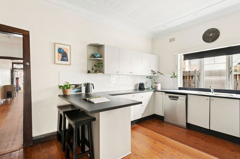 Photo - 28 Burfitt Street, Leichhardt NSW 2040 - Image 4