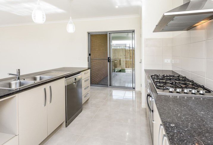 Photo - 28 Burkitt Street, Mango Hill QLD 4509 - Image 4