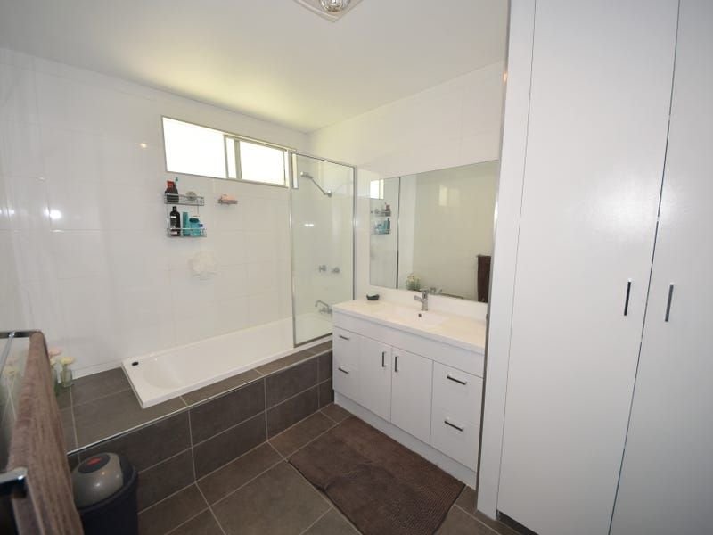 Photo - 28 Burston St , North Mackay QLD 4740 - Image 17