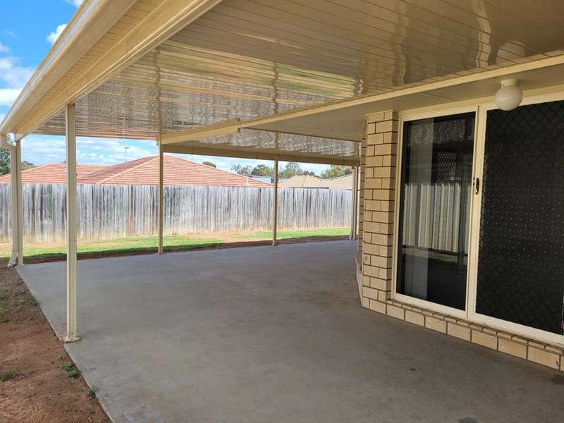 Photo - 28 Burswood Close, Wulkuraka QLD 4305 - Image 21