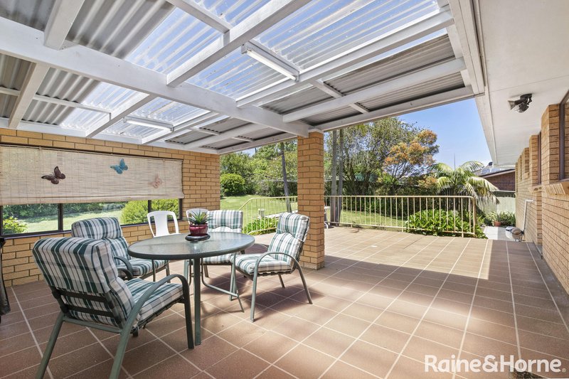 Photo - 28 Bushland Avenue, Mollymook Beach NSW 2539 - Image 3