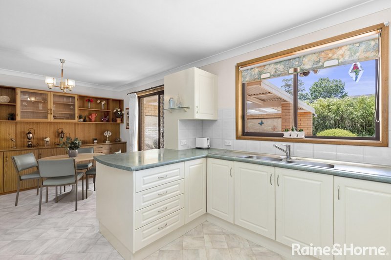 Photo - 28 Bushland Avenue, Mollymook Beach NSW 2539 - Image 8