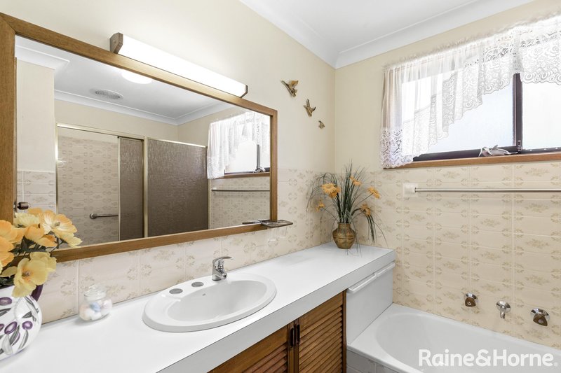 Photo - 28 Bushland Avenue, Mollymook Beach NSW 2539 - Image 14