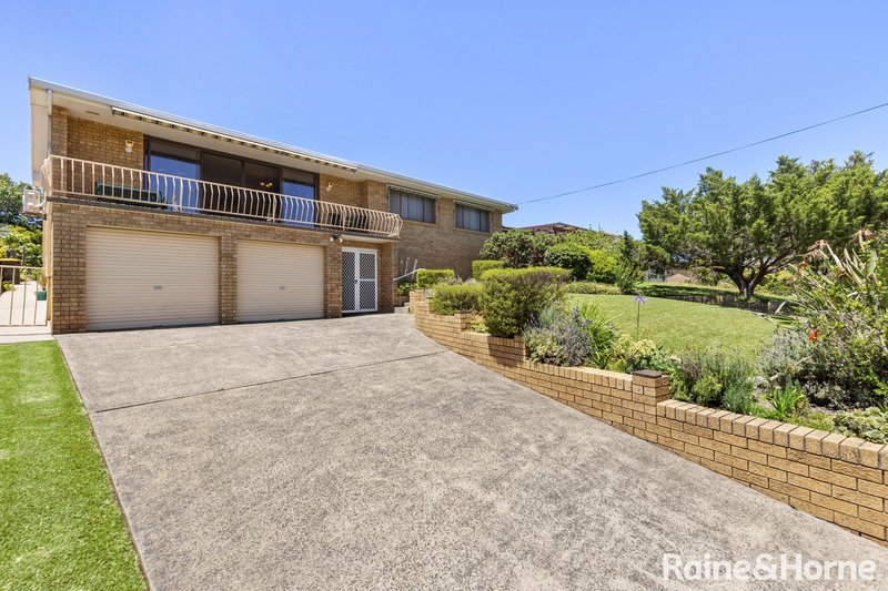 Photo - 28 Bushland Avenue, Mollymook Beach NSW 2539 - Image 18