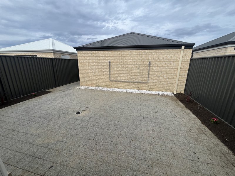 Photo - 28 Butterleaf Road, Baldivis WA 6171 - Image 5