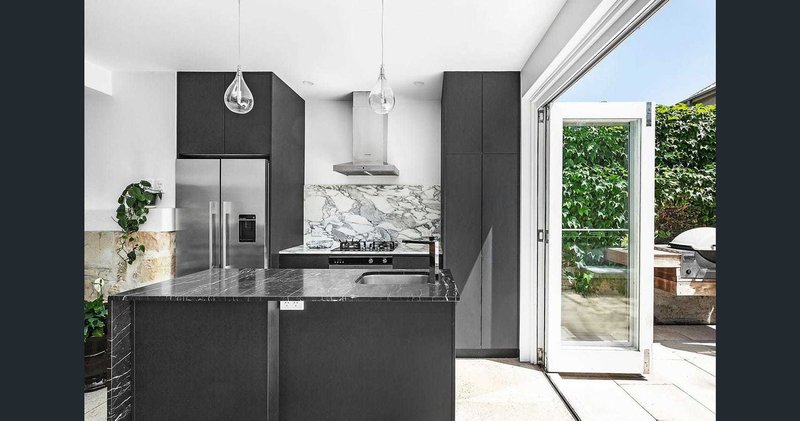 Photo - 28 Caledonia Street, Paddington NSW 2021 - Image 2