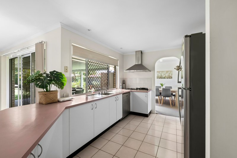 Photo - 28 Callistra Crescent, Buderim QLD 4556 - Image 4