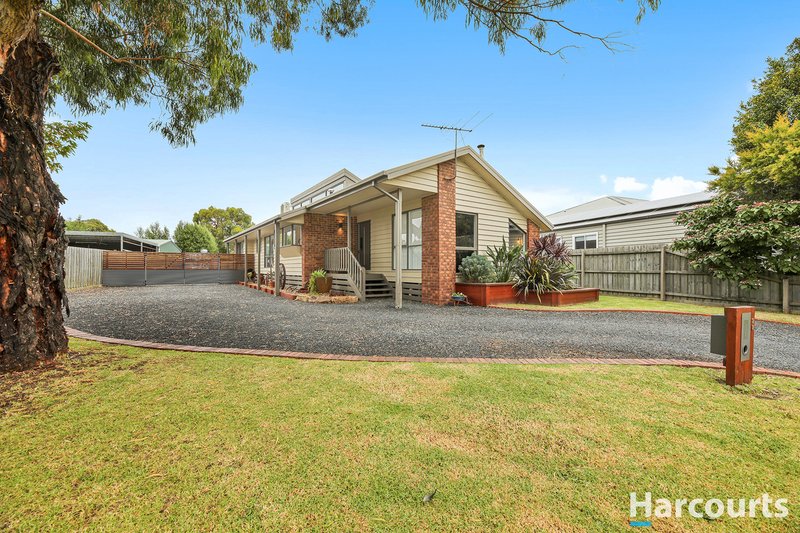 Photo - 28 Cambridge Street, Lang Lang VIC 3984 - Image 3