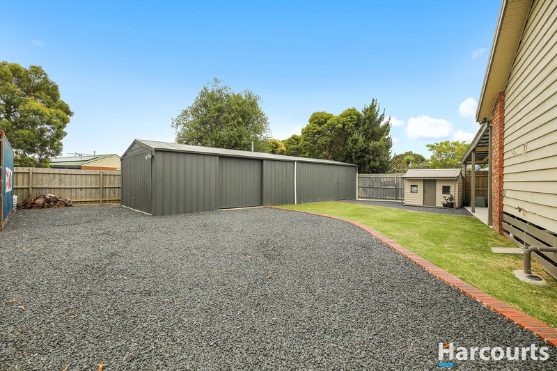 Photo - 28 Cambridge Street, Lang Lang VIC 3984 - Image 4