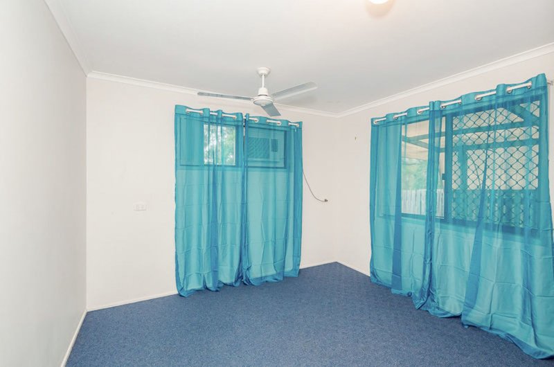 Photo - 28 Camille Street, Clinton QLD 4680 - Image 10