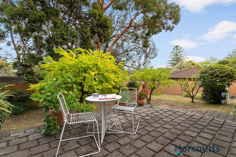 Photo - 28 Campbell Street, Glen Waverley VIC 3150 - Image 9